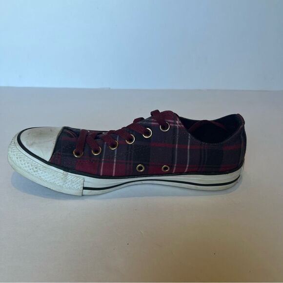 Converse Women's Lo Top Sneaker Red & Black Plaid size 8 All Star - Picture 3 of 8